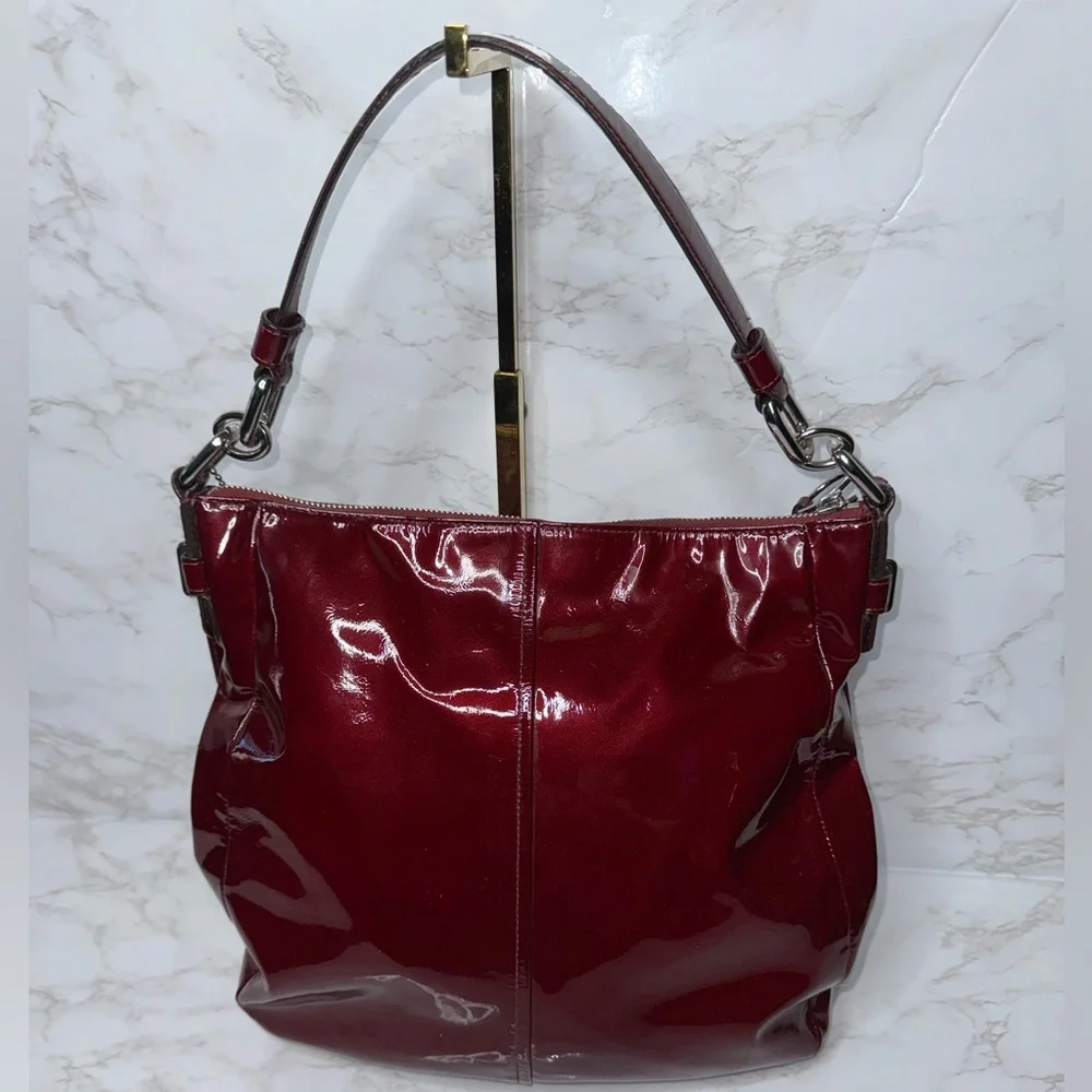 COACH CHELSEA Wine Red Patent Leather Ashley Hobo Shoulder Bag Purse #17861 EUC - Picture 3 of 17